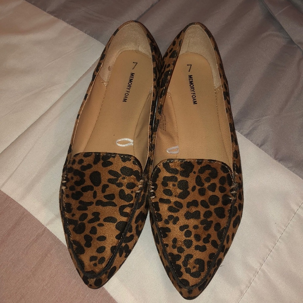 Leopard flats